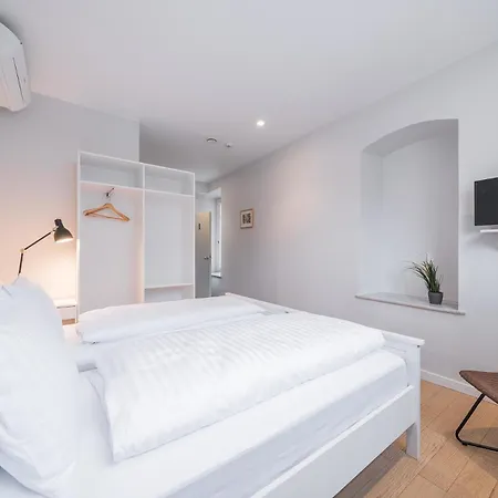 Lollo Luxury - Lollo 3*