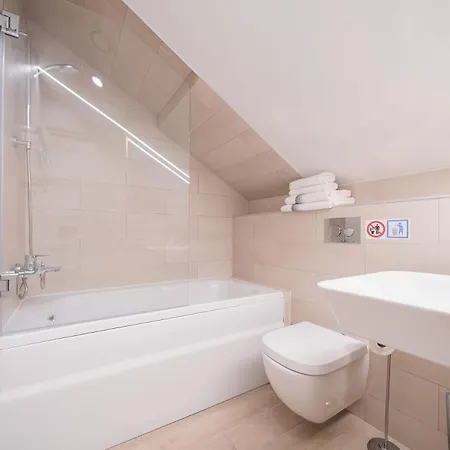 Lollo - Lollo Luxury Guest house Vilnius