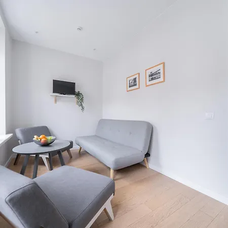 Lollo Luxury - Lollo